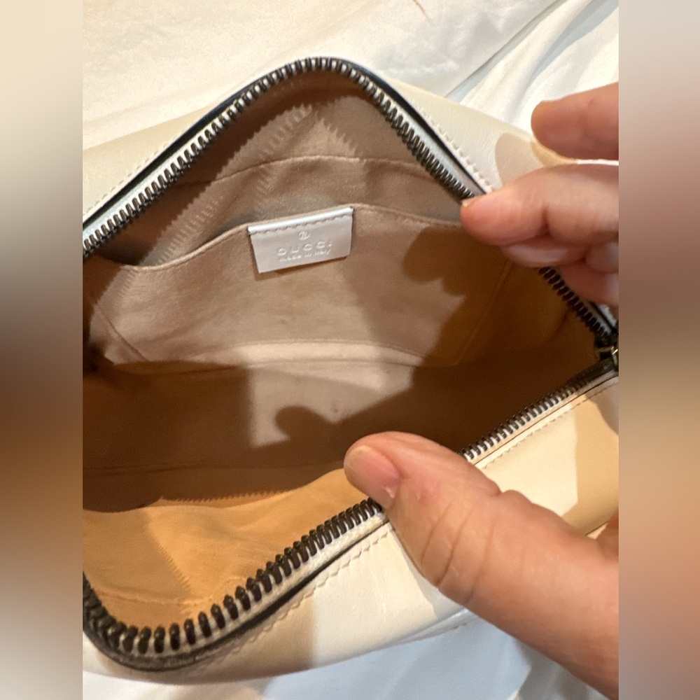 Gucci Cream Leather Crossbody Bag - Picture 5 of 7
